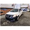 Image 3 : PARKSVILLE - 2013 NISSAN VERSA, WHITE, 216608 KMS, FRONT WHEEL DRIVE. - B837353