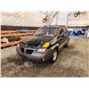Image 3 : PARKSVILLE - 2001 PONTIAC AZTEC, BLACK, 220014 KMS, ALL WHEEL DRIVE. - B544944