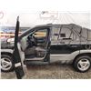Image 46 : PARKSVILLE - 2001 PONTIAC AZTEC, BLACK, 220014 KMS, ALL WHEEL DRIVE. - B544944