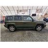 Image 11 : PARKSVILLE - 2007 JEEP PATRIOT, GREEN, 272164 KMS, FOUR WHEEL DRIVE. - P417349