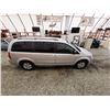 Image 13 : PARKSVILLE - 2009 DODGE GRAND CARAVAN, SILVER, 303661 KMS, FRONT WHEEL DRIVE. - P688948