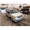 Image 9 : PARKSVILLE - 2009 DODGE GRAND CARAVAN, SILVER, 303661 KMS, FRONT WHEEL DRIVE. - P688948