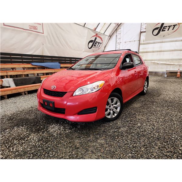 PARKSVILLE - 2011 TOYOTA MATRIX, RED, 173273 KMS, ALL WHEEL DRIVE. - D020256