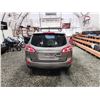 Image 18 : PARKSVILLE - 2011 HYUNDAI SANTA FE, GREY, 204491 KMS, FRONT WHEEL DRIVE. - D037929