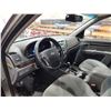 Image 50 : PARKSVILLE - 2011 HYUNDAI SANTA FE, GREY, 204491 KMS, FRONT WHEEL DRIVE. - D037929