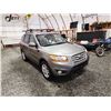 Image 9 : PARKSVILLE - 2011 HYUNDAI SANTA FE, GREY, 204491 KMS, FRONT WHEEL DRIVE. - D037929