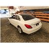 Image 22 : PARKSVILLE - 2016 MERCEDES L 300, WHITE, 169409 KMS, REAR WHEEL DRIVE. - D178927