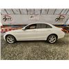 Image 23 : PARKSVILLE - 2016 MERCEDES L 300, WHITE, 169409 KMS, REAR WHEEL DRIVE. - D178927