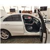 Image 36 : PARKSVILLE - 2016 MERCEDES L 300, WHITE, 169409 KMS, REAR WHEEL DRIVE. - D178927