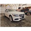 Image 8 : PARKSVILLE - 2016 MERCEDES L 300, WHITE, 169409 KMS, REAR WHEEL DRIVE. - D178927
