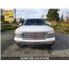 Image 3 : DUNCAN - 2001 GMC YUKON, WHITE, 362341 KMS, "NO RESERVE". - D176715