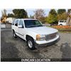 Image 6 : DUNCAN - 2001 GMC YUKON, WHITE, 362341 KMS, "NO RESERVE". - D176715