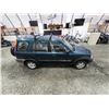 Image 13 : PARKSVILLE - 1997 HONDA CRV, GREEN, 370314 KMS, FOUR WHEEL DRIVE. - P805269
