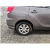 Image 27 : PARKSVILLE - 2004 TOYOTA MATRIX, SILVER, 225798 KMS, FOUR WHEEL DRIVE. - D832416