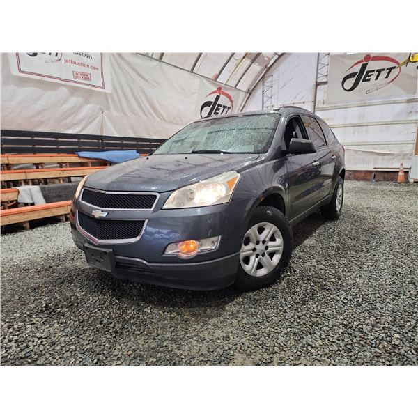 PARKSVILLE - 2011 CHEVY TRAVERSE, GREY, 165796 KMS, ALL WHEEL DRIVE. - D163633