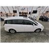 Image 13 : PARKSVILLE - 2009 MAZDA 5, WHITE, 298516 KMS, FRONT WHEEL DRIVE. - D331345
