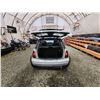 Image 40 : PARKSVILLE - 2004 MINI COOPER, SILVER, 182561 KMS, FRONT WHEEL DRIVE. - PC54226