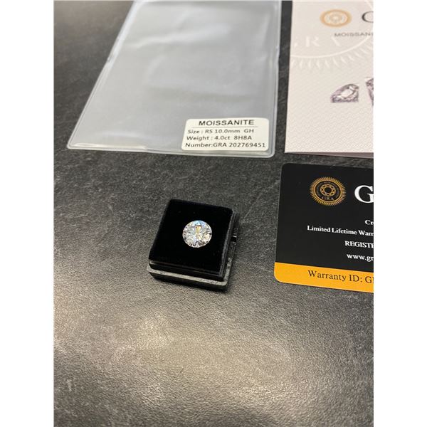 301 -- 4 CARAT MOISSANITE