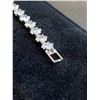 Image 1 : 320 -- PRINCESS CUT TENNIS BRACELET