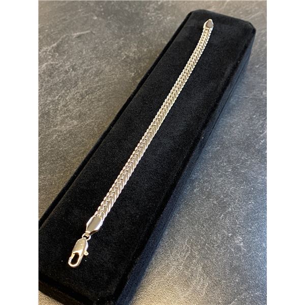 322 -- PLATINUM PLATED CUBAN LINK BRACELET