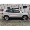 Image 11 : PARKSVILLE - 2017 VW TIGUAN, SILVER, 105537 KMS, ALL WHEEL DRIVE. - D030769