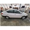Image 12 : PARKSVILLE - 2013 NISSAN VERSA, WHITE, 216608 KMS, FRONT WHEEL DRIVE. - B837353