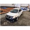 Image 4 : PARKSVILLE - 2013 NISSAN VERSA, WHITE, 216608 KMS, FRONT WHEEL DRIVE. - B837353