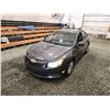 Image 4 : PARKSVILLE - 2011 CHEVY CRUISE, GREY, 122408 KMS, FRONT WHEEL DRIVE. - B214721