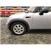 Image 31 : PARKSVILLE - 2004 MINI COOPER, SILVER, 182561 KMS, FRONT WHEEL DRIVE. - PC54226