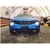 Image 5 : PARKSVILLE - 2011 NISSAN JUKE, BLUE, 199112 KMS, FRONT WHEEL DRIVE. - J012208