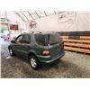 Image 22 : PARKSVILLE - 2001 MERCEDES ML320, GREEN,  300690 KMS, ALL WHEEL DRIVE. - B277450