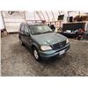 Image 9 : PARKSVILLE - 2001 MERCEDES ML320, GREEN,  300690 KMS, ALL WHEEL DRIVE. - B277450