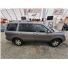 Image 12 : PARKSVILLE - 2007 HONDA PILOT, GREY, 179879 MILES, FRONT WHEEL DRIVE. - D027907