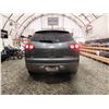 Image 17 : PARKSVILLE - 2011 CHEVY TRAVERSE, GREY, 165796 KMS, ALL WHEEL DRIVE. - D163633