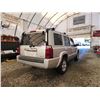 Image 14 : PARKSVILLE - 2006 JEEP COMMANDER, SILVER, 172467 MILES, FOUR WHEEL DRIVE. - B166905