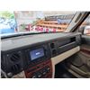 Image 55 : PARKSVILLE - 2006 JEEP COMMANDER, SILVER, 172467 MILES, FOUR WHEEL DRIVE. - B166905