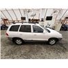Image 12 : PARKSVILLE - 2005 HYUNDAI SANTA FE, WHITE, 193197 KMS, ALL WHEEL DRIVE. - D977927