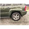 Image 29 : PARKSVILLE - 2007 JEEP PATRIOT, GREEN, 272164 KMS, FOUR WHEEL DRIVE. NO RESERVE. - P417349