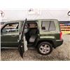 Image 45 : PARKSVILLE - 2007 JEEP PATRIOT, GREEN, 272164 KMS, FOUR WHEEL DRIVE. NO RESERVE. - P417349