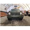 Image 5 : PARKSVILLE - 2007 JEEP PATRIOT, GREEN, 272164 KMS, FOUR WHEEL DRIVE. NO RESERVE. - P417349