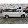 Image 11 : PARKSVILLE - 2009 MAZDA 5, WHITE, 298516 KMS, FRONT WHEEL DRIVE. - D331345