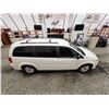 Image 13 : PARKSVILLE - 2013 DODGE CARAVAN, WHITE, 179891 KMS, FRONT WHEEL DRIVE. - D702426