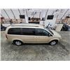 Image 13 : PARKSVILLE - 2010 DODGE GRAND CARAVAN, GOLD, 242781 KMS, FRONT WHEEL DRIVE. - D361963