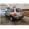 Image 20 : PARKSVILLE - 2002 HYUNDAI SANTA FE, SILVER, 251745 KMS, FRONT WHEEL DRIVE. - D332333