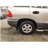Image 27 : PARKSVILLE - 2002 HYUNDAI SANTA FE, SILVER, 251745 KMS, FRONT WHEEL DRIVE. - D332333