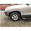 Image 31 : PARKSVILLE - 2002 HYUNDAI SANTA FE, SILVER, 251745 KMS, FRONT WHEEL DRIVE. - D332333
