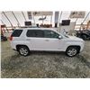 Image 12 : PARKSVILLE - 2014 GMC TERRAIN, WHITE, 245494 KMS, FRONT WHEEL DRIVE. - D321302