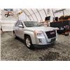 Image 8 : PARKSVILLE - 2015 GMC TERRAIN, SILVER, 221380 KMS, FRONT WHEEL DRIVE. - D337788