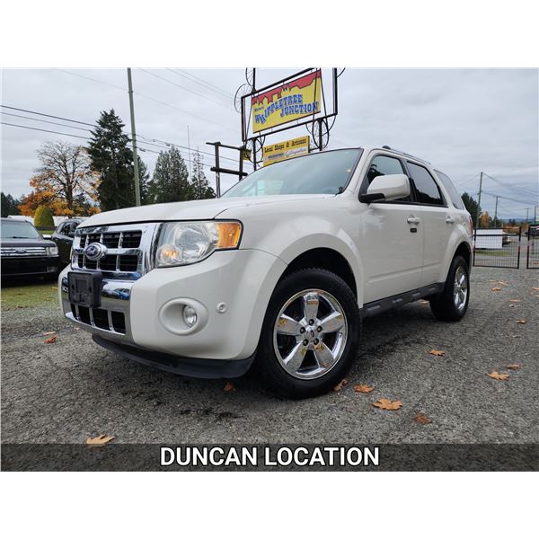 DUNCAN - 2010 FORD ESCAPE, WHITE, 240958 KMS, 4X4. - DB86467