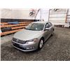 Image 3 : PARKSVILLE - 2014 VW PASSAT S, GREY, 134694 KMS, FRONT WHEEL DRIVE. - D096832